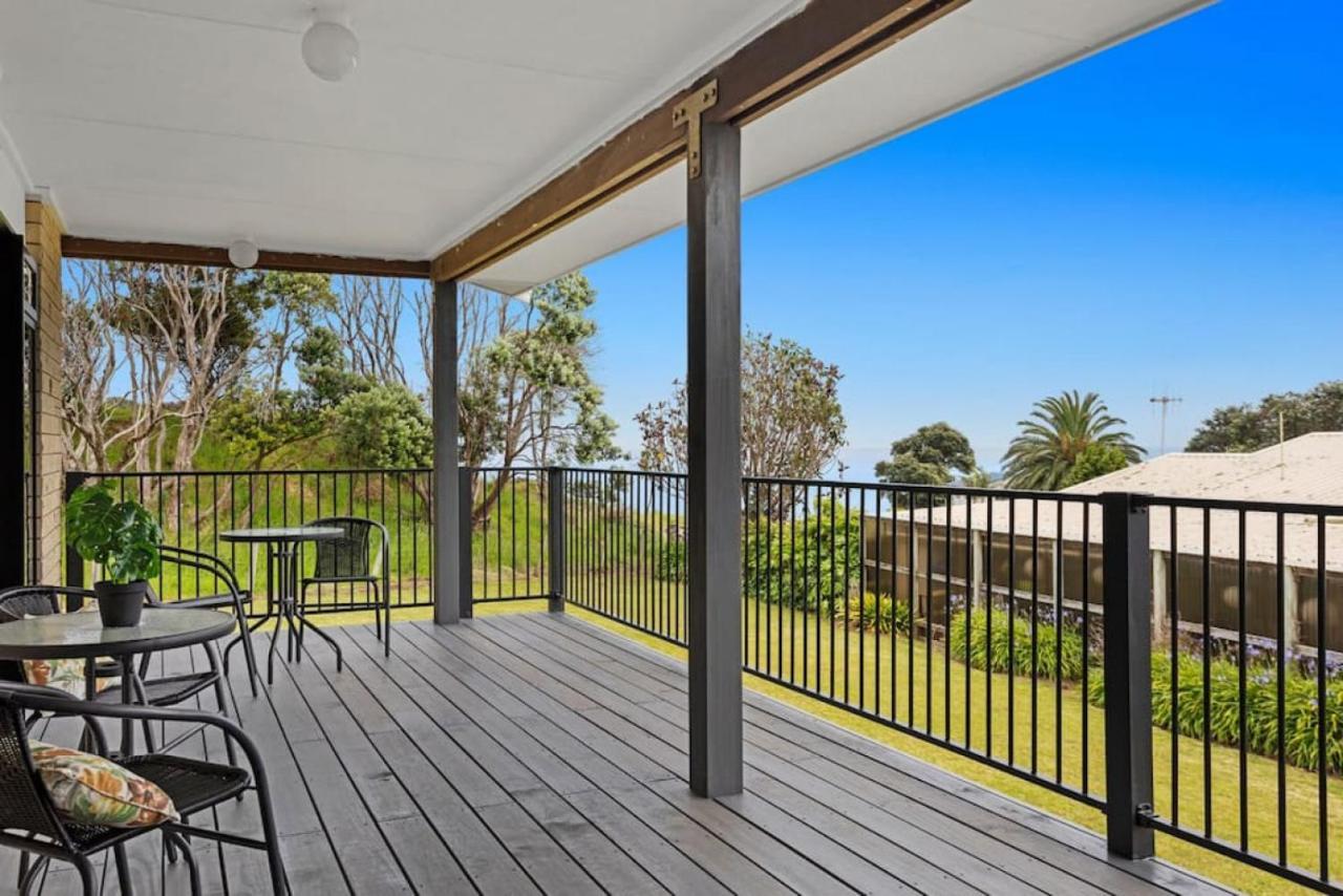 Kate And Harrys Villa Opotiki Exterior photo