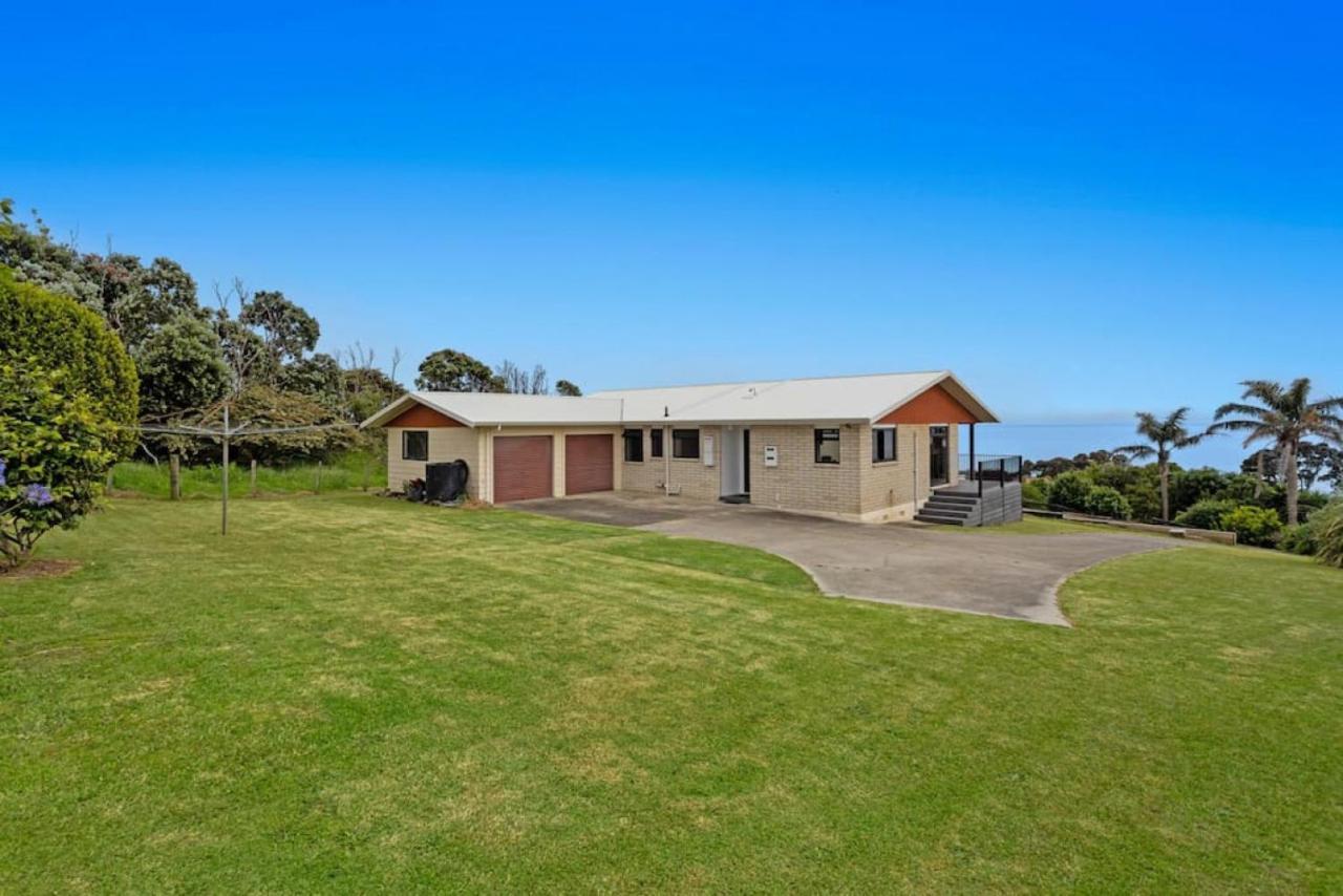 Kate And Harrys Villa Opotiki Exterior photo